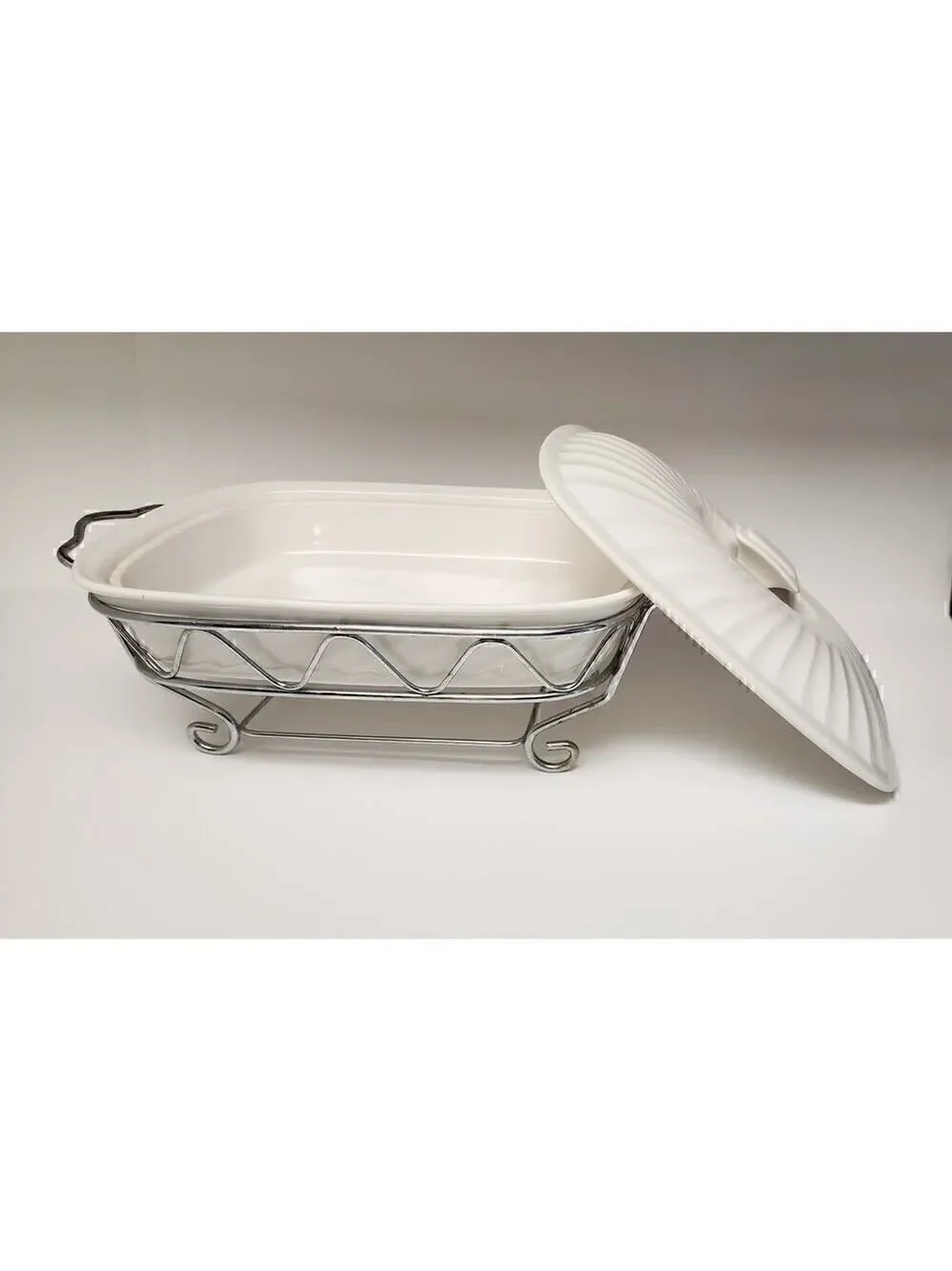 Godinger Rare Vintage 2 Quart Rectangular Covered Porcelain Baker W/Serving Rack